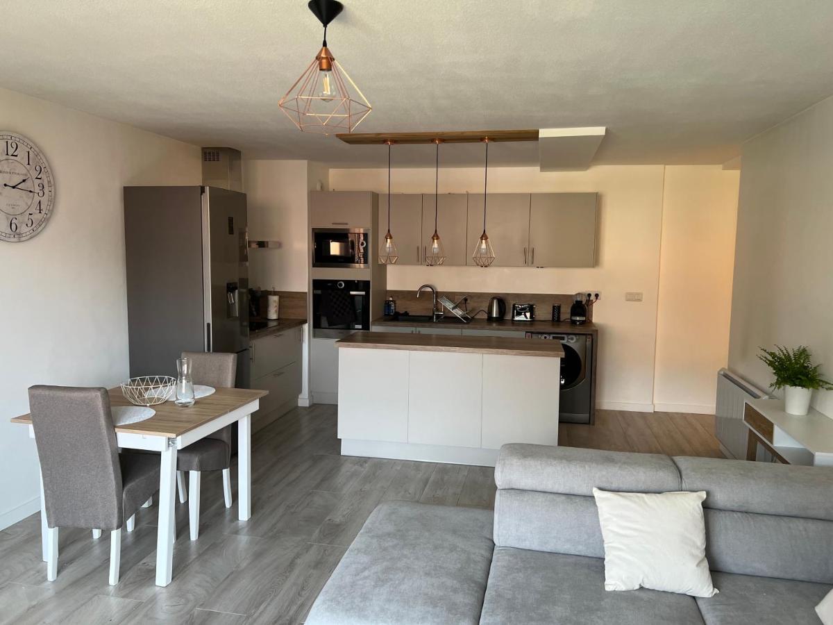 Appartement Entre Lacs, Montagnes Et Stations De Ski Bonneville Dış mekan fotoğraf
